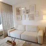 Leo Cozy Flat Big Balcony * Πράγα