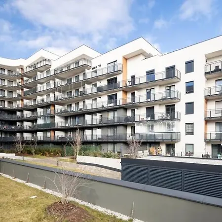 Leo Cozy Flat Big Balcony * Praha