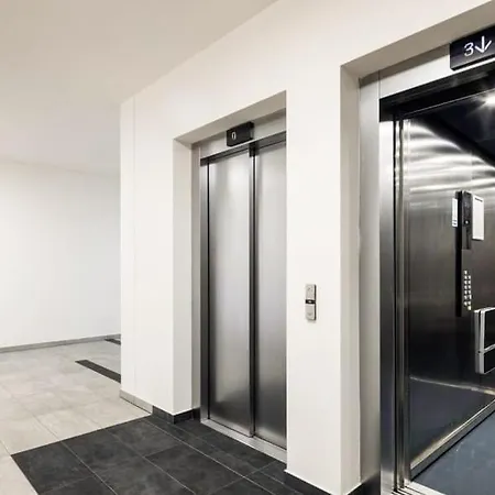 Leo Cozy Flat Big Balcony Praha