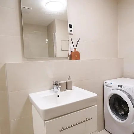 Leo Cozy Flat Big Balcony Apartmán Praha