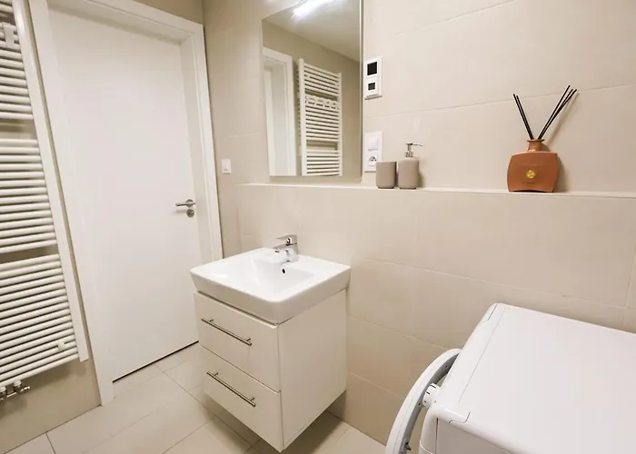 Leo Cozy Flat Big Balcony Apartmán Praha