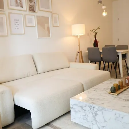 Appartement Leo Cozy Flat Big Balcony Praag