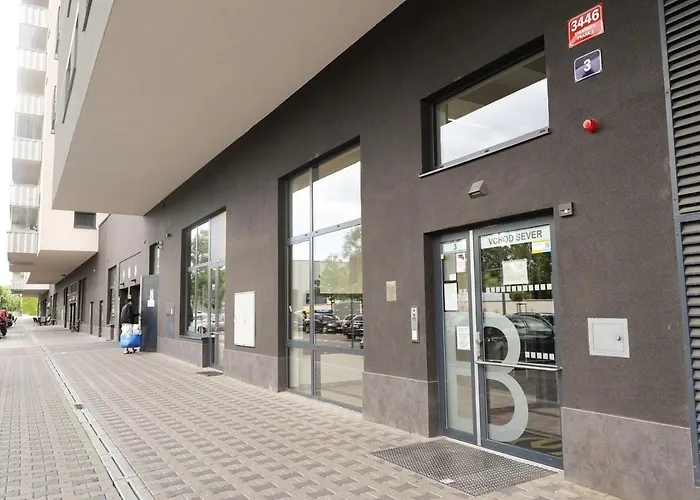 Leo Cozy Flat Big Balcony * Praag