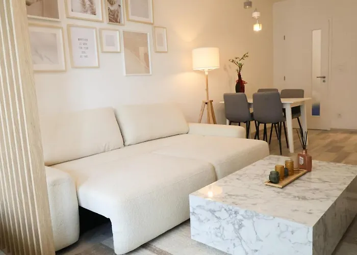 Appartement Leo Cozy Flat Big Balcony Praag